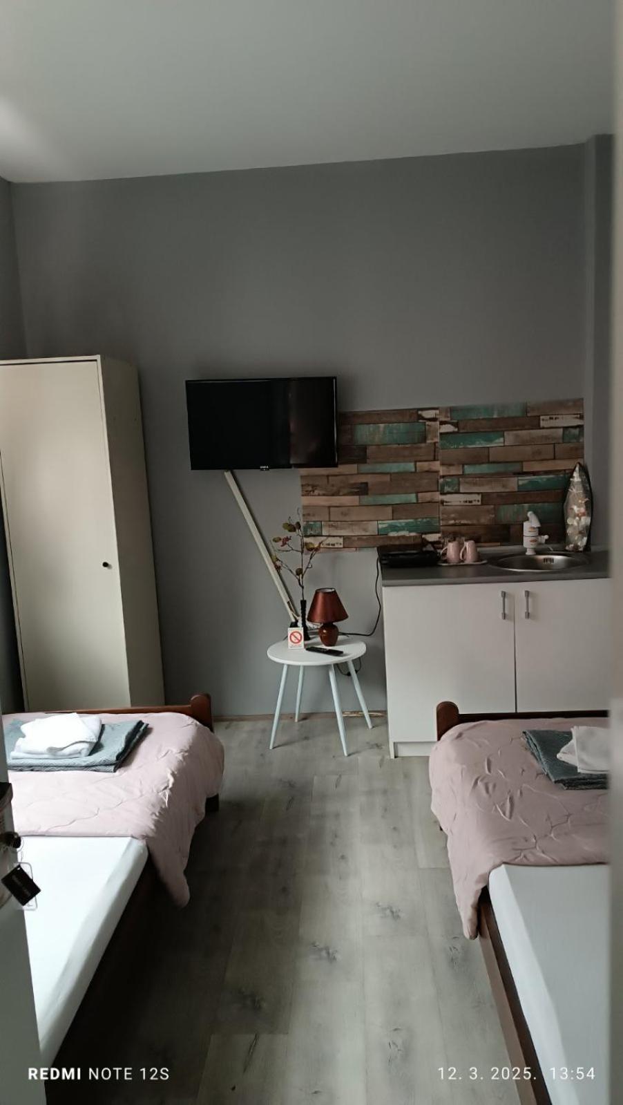 Happy Star Apartment Nis Bagian luar foto