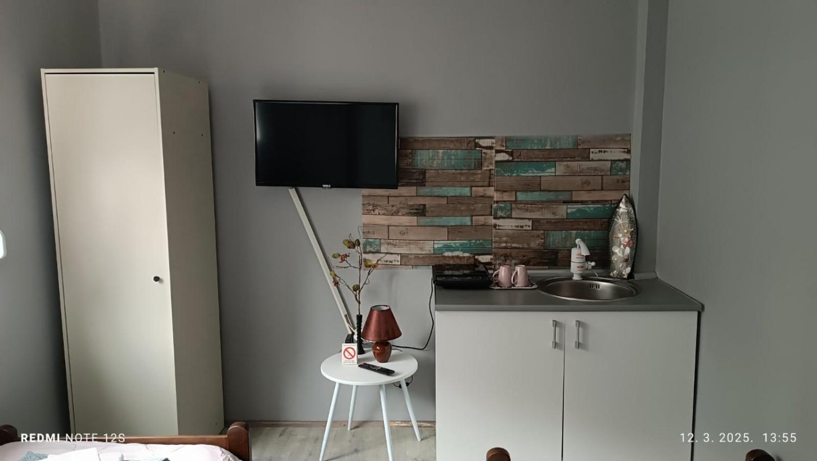 Happy Star Apartment Nis Bagian luar foto