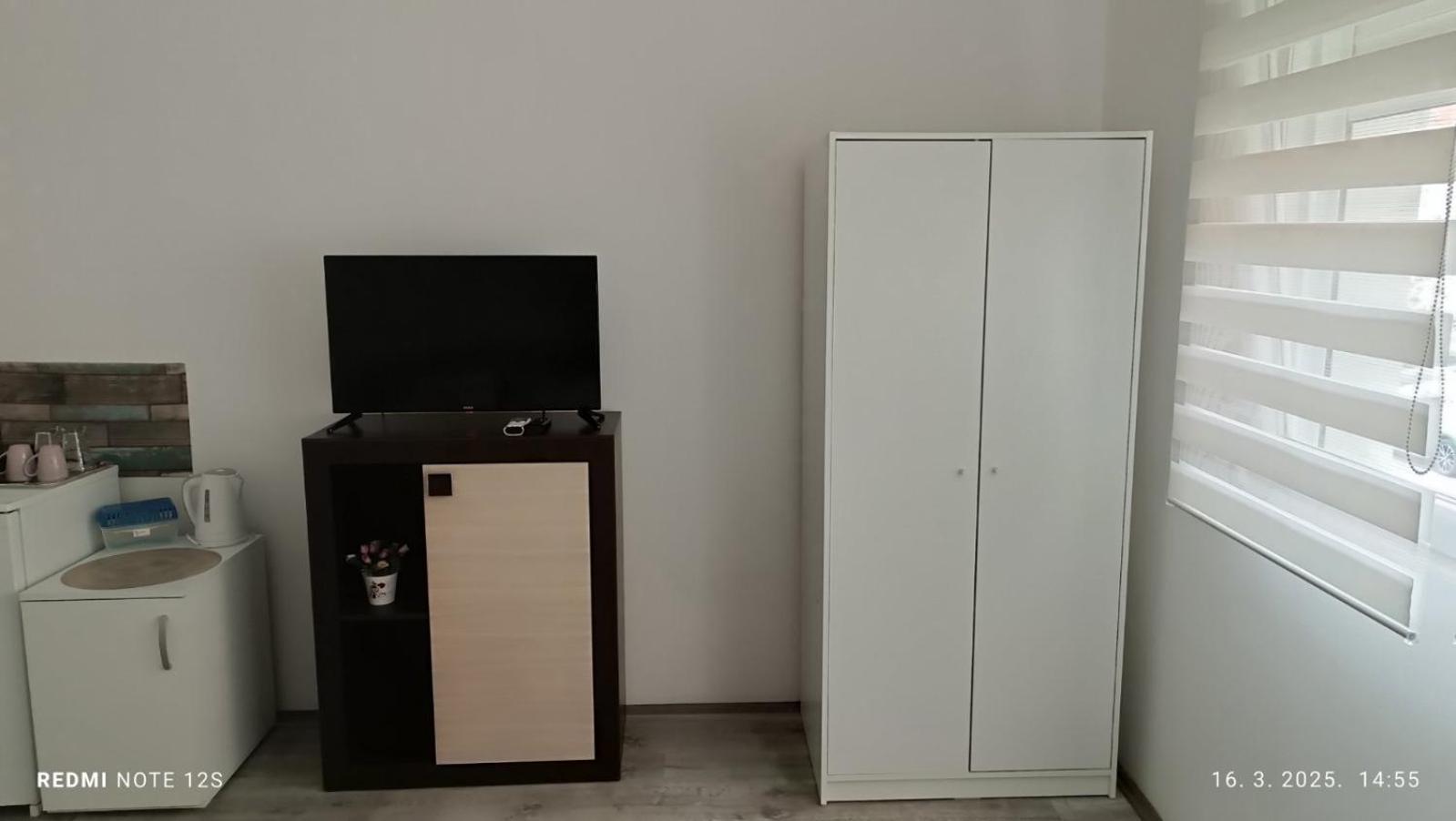 Happy Star Apartment Nis Bagian luar foto