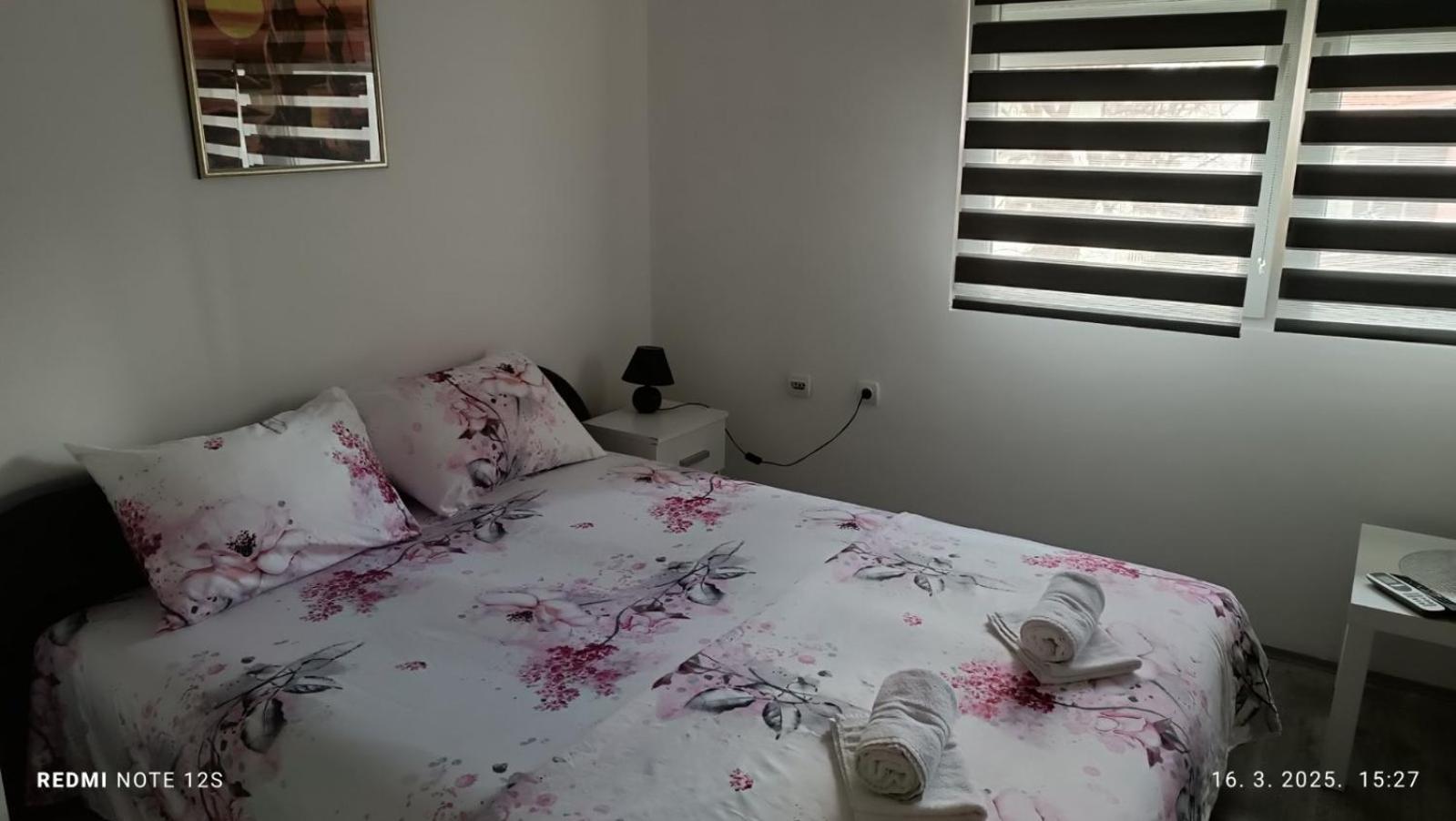 Happy Star Apartment Nis Bagian luar foto