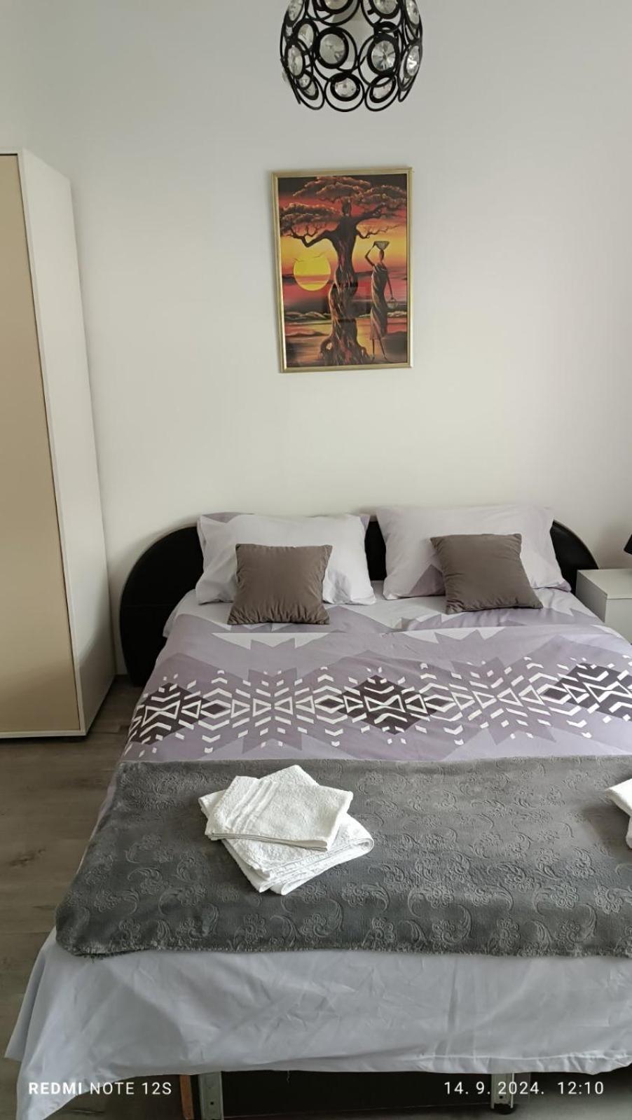 Happy Star Apartment Nis Bagian luar foto
